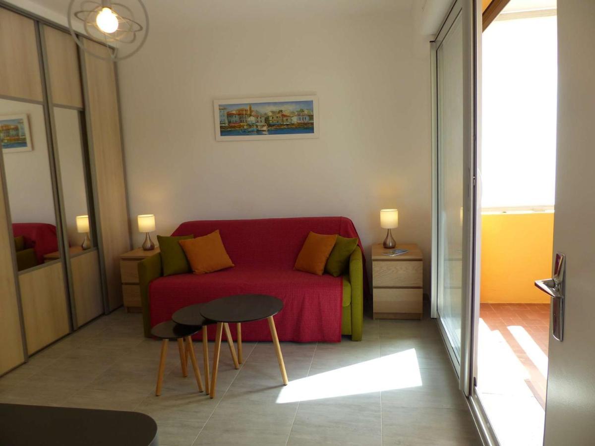 Charmant Studio Climatise Avec Balcon A 50M De La Plage - Le Lavandou Centre-Ville - Fr-1-308-110 エクステリア 写真