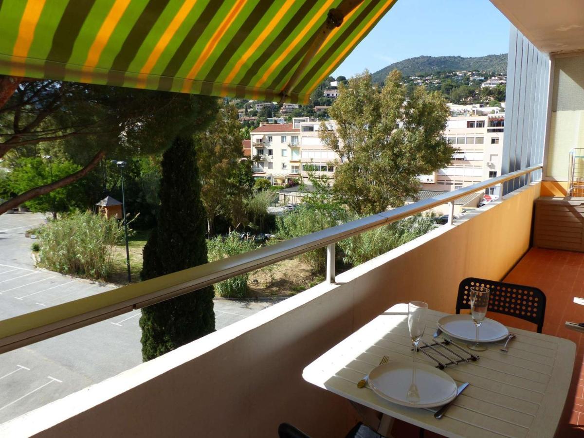 Charmant Studio Climatise Avec Balcon A 50M De La Plage - Le Lavandou Centre-Ville - Fr-1-308-110 エクステリア 写真