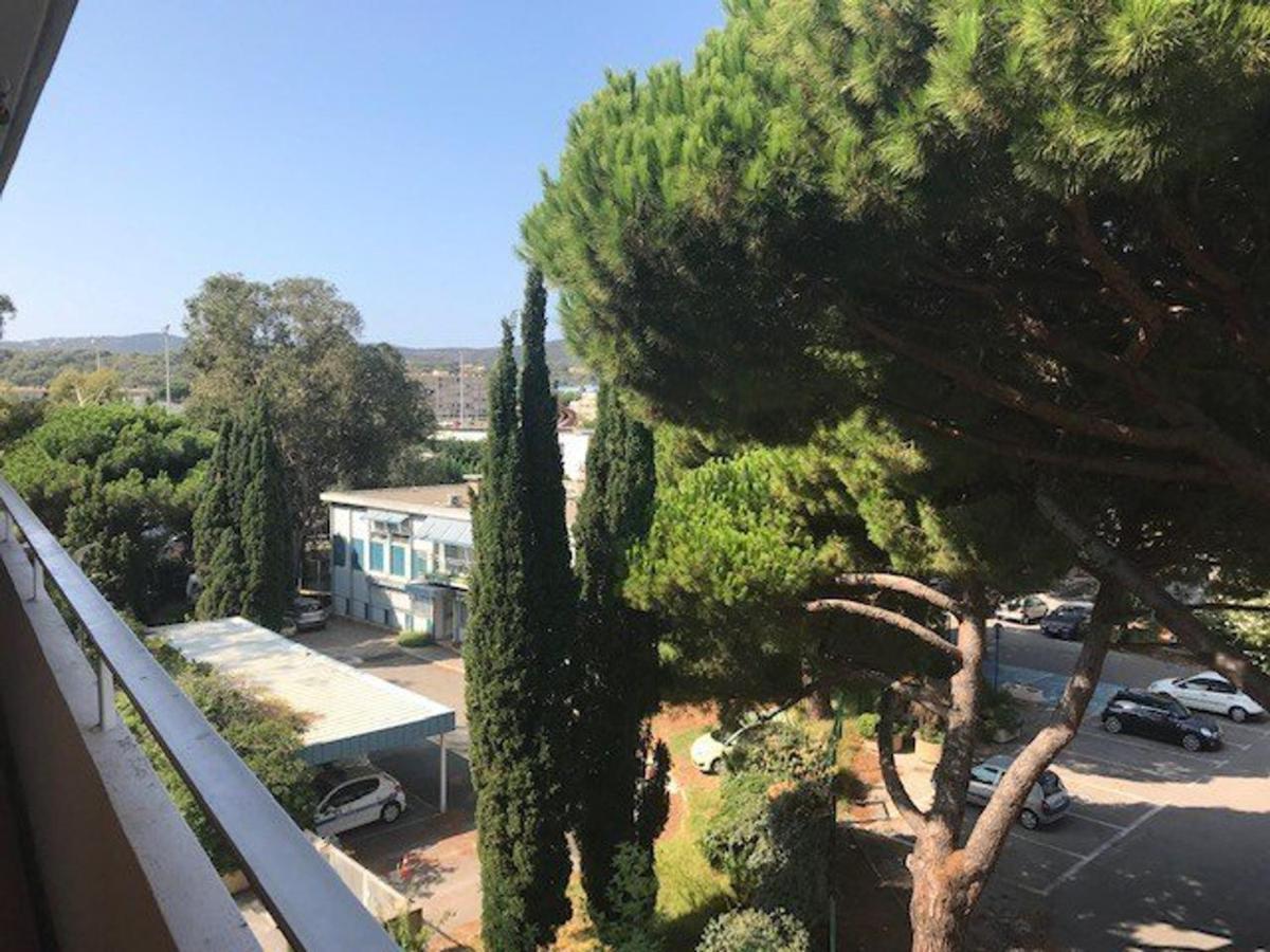 Charmant Studio Climatise Avec Balcon A 50M De La Plage - Le Lavandou Centre-Ville - Fr-1-308-110 エクステリア 写真